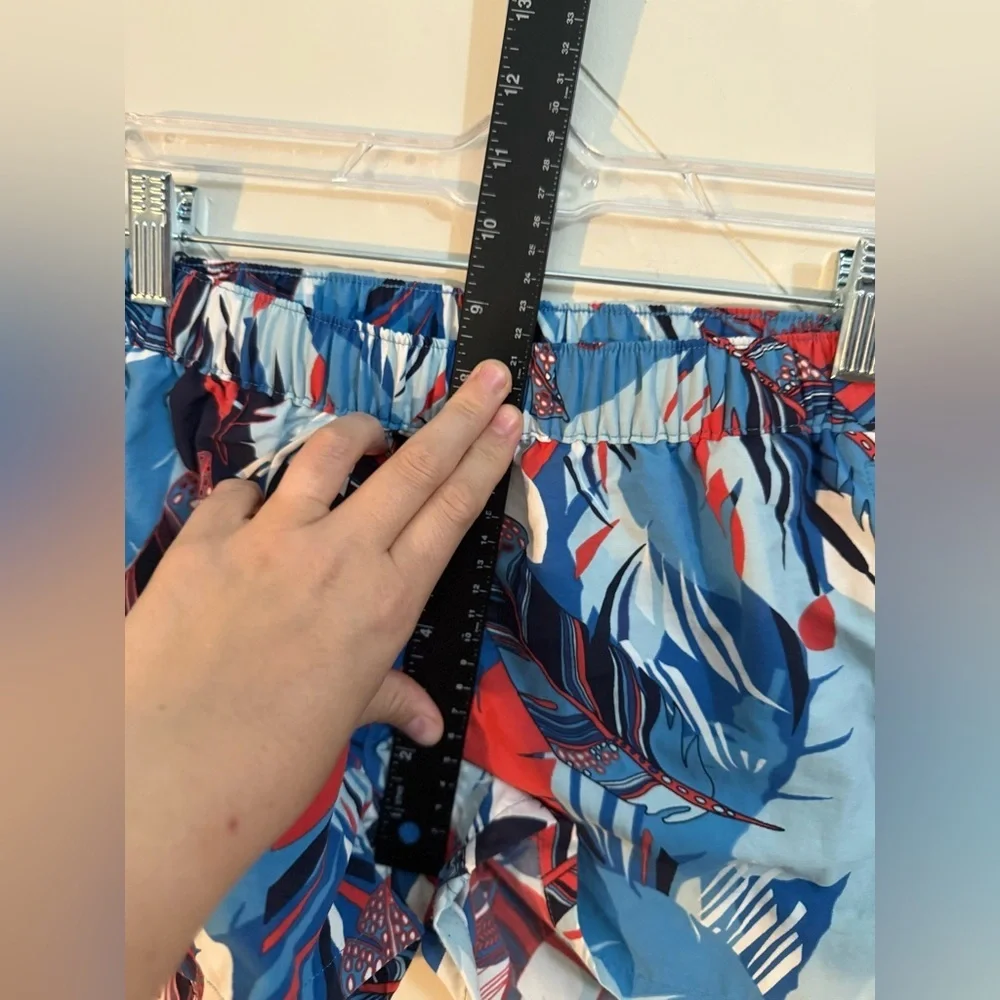 Patagonia S Barely Baggies Shorts Wild Paradise Catalyst Blue Red Feather - Picture 7 of 8